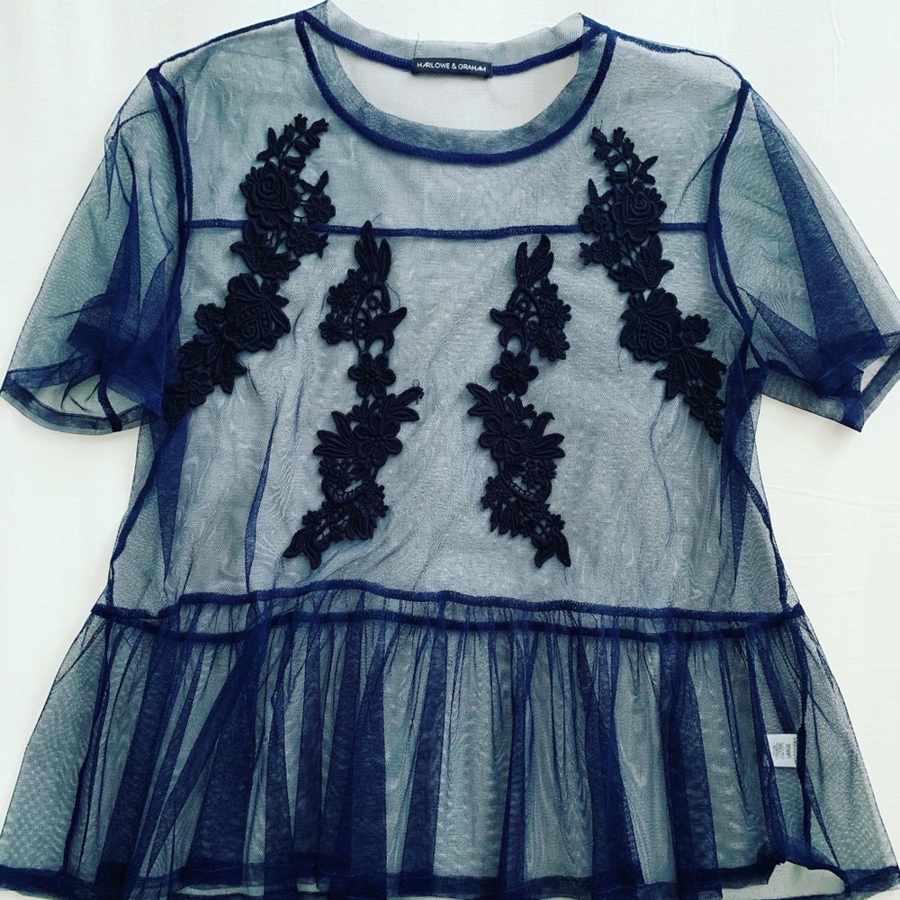 LACE TOP